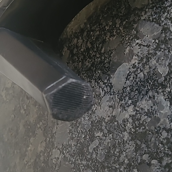 Nine West Leather Ankle Strap Square Toe Heels - Size 6 - Picture 7 of 15